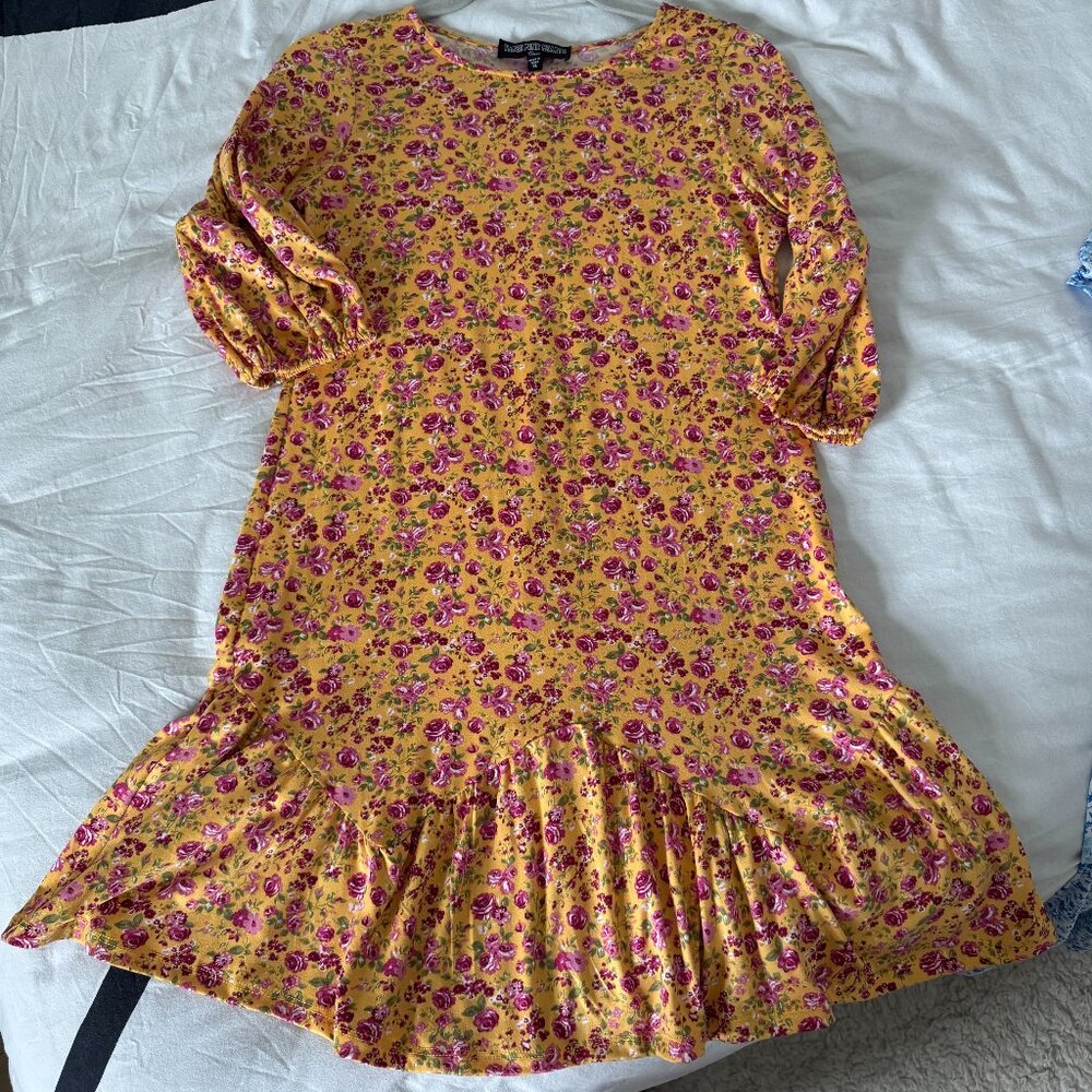 Like NEW Three Pink Hearts Yellow Pink Floral Long Balloon Sleeve Dress Girls XL